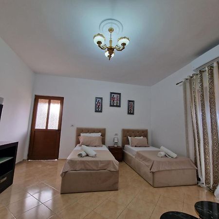Villa Korado Sarandë Buitenkant foto